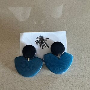 Noonday Collection Lagoon Tagua Seed Earrings NWT